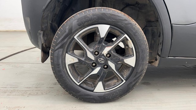 Second-hand 2021 Tata Punch Creative for sale in Kolkata-18