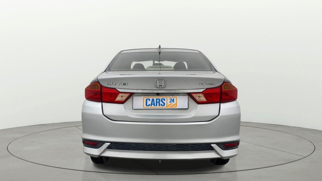 Second-hand 2017 Honda City i VTEC V for sale in Chennai-3