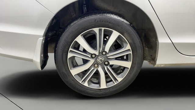 Second-hand 2017 Honda City i VTEC V for sale in Chennai-25