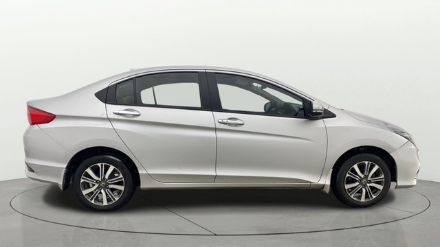 Second-hand 2017 Honda City i VTEC V for sale in Chennai-1