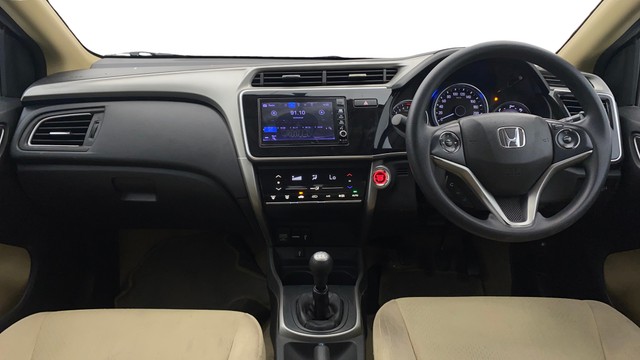 Second-hand 2017 Honda City i VTEC V for sale in Chennai-10