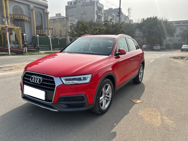 Second-hand 2018 Audi Q3 30 TFSI Premium FWD for sale in New Delhi-5