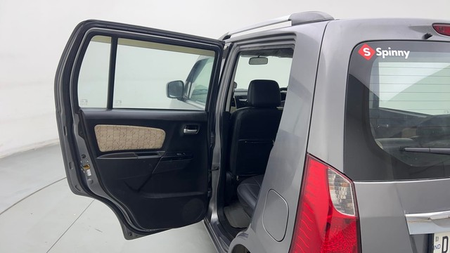 Second-hand 2017 Maruti Suzuki Wagon R VXI for sale in Ghaziabad-29