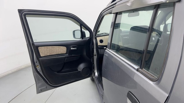 Second-hand 2017 Maruti Suzuki Wagon R VXI for sale in Ghaziabad-25