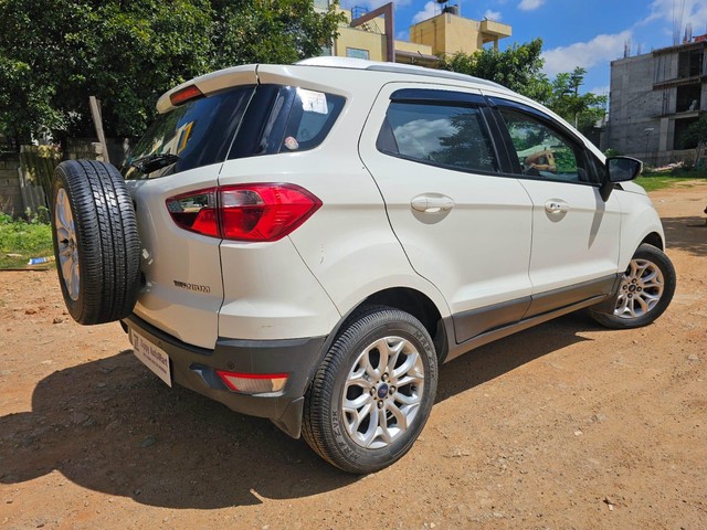 Second-hand 2017 Ford Ecosport 1.5 Petrol Titanium BSIV for sale in Bangalore-2