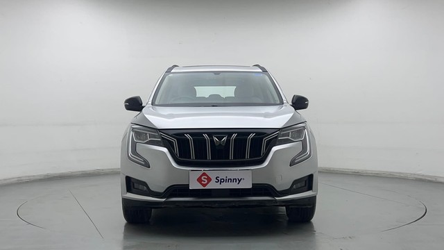 Second-hand 2022 Mahindra XUV700 AX5 7 Str for sale in Noida-7