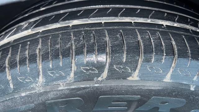 Second-hand 2022 Mahindra XUV700 AX5 7 Str for sale in Noida-34