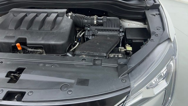 Second-hand 2022 Mahindra XUV700 AX5 7 Str for sale in Noida-40