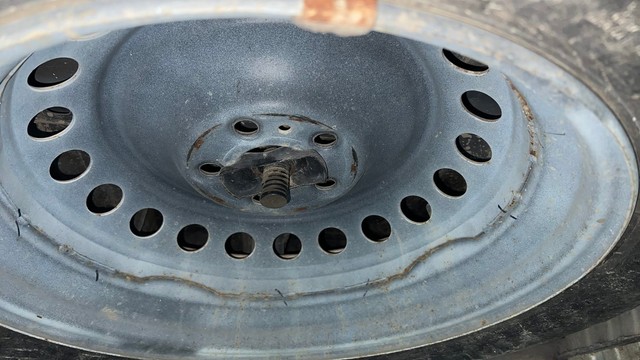 Second-hand 2022 Mahindra XUV700 AX5 7 Str for sale in Noida-21