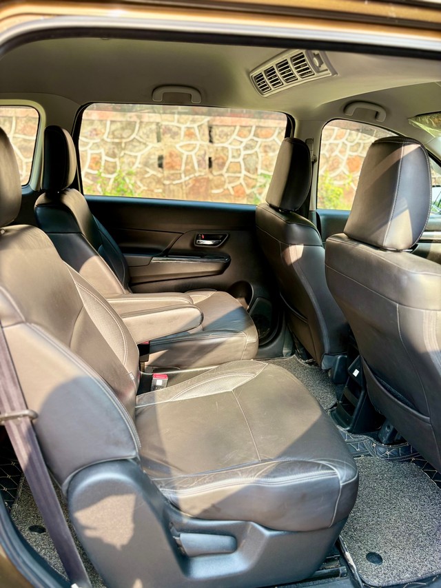 Second-hand 2019 Maruti XL6 Alpha for sale in New Delhi-9