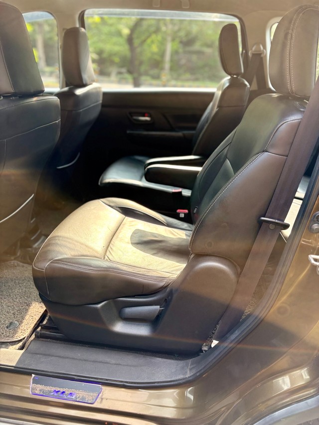 Second-hand 2019 Maruti XL6 Alpha for sale in New Delhi-8