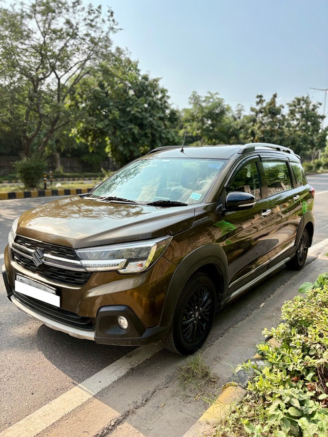 Second-hand 2019 Maruti XL6 Alpha for sale in New Delhi-4