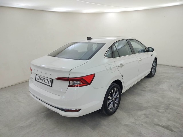 Second-hand 2022 Skoda Slavia 1.5 TSI Style DSG for sale in Coimbatore-3