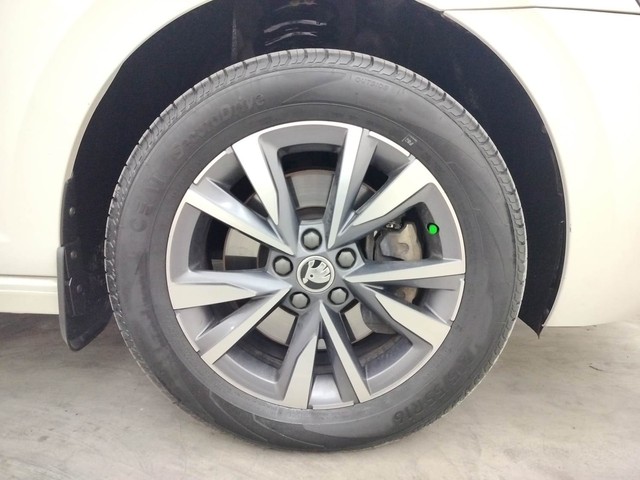 Second-hand 2022 Skoda Slavia 1.5 TSI Style DSG for sale in Coimbatore-17