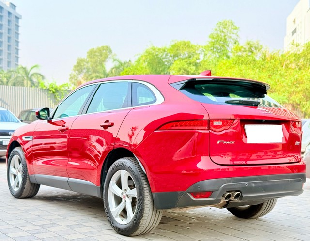 Second-hand 2018 Jaguar F-Pace Prestige 2.0 AWD for sale in Surat-8