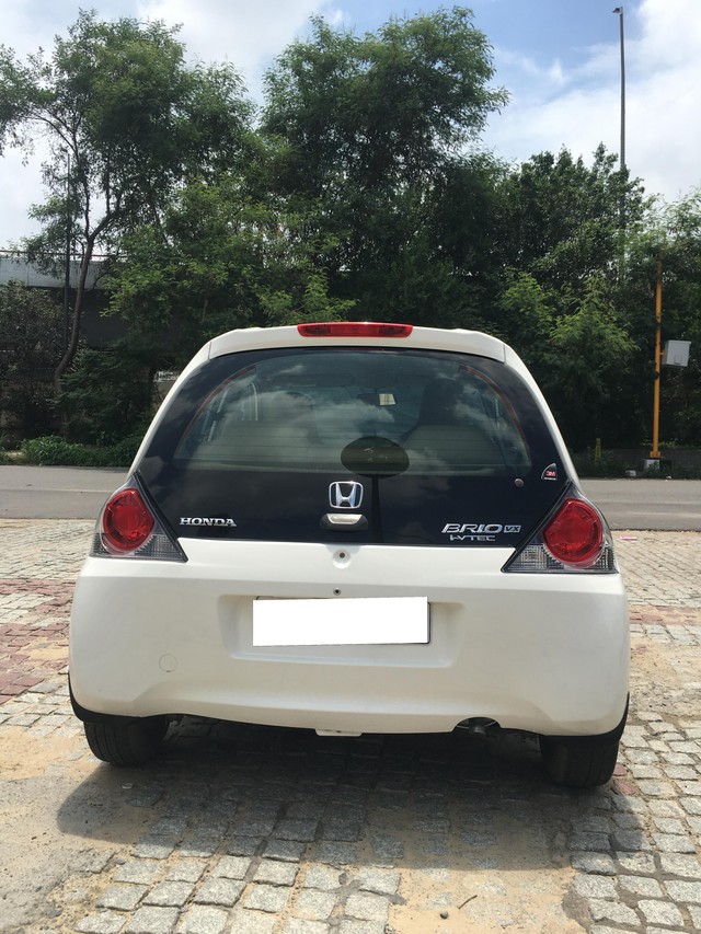 Second-hand 2015 Honda Brio VX AT for sale in New Delhi-2