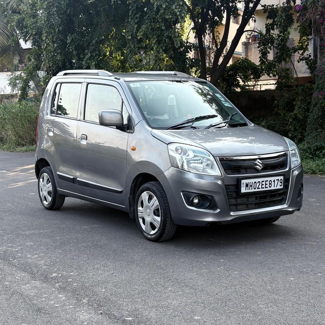 Second-hand 2016 Maruti Wagon R AMT VXI for sale in Pune-6