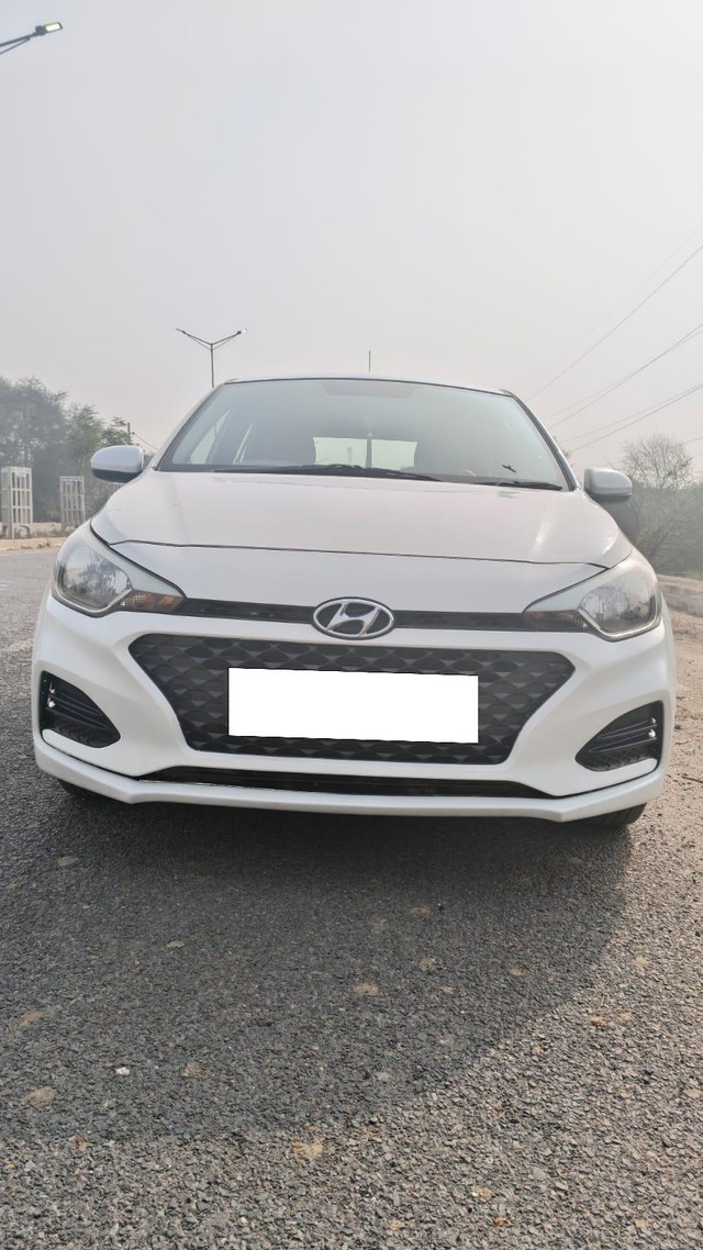 Second-hand 2019 Hyundai i20 Petrol Magna for sale in Faridabad-6