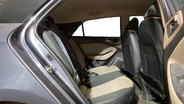 Second-hand 2017 Hyundai i20 Asta 1.2 for sale in Kolkata-16