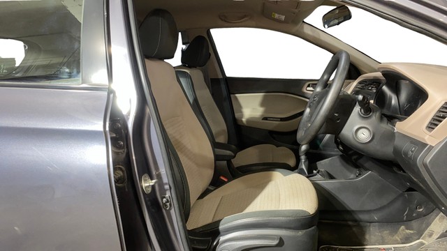 Second-hand 2017 Hyundai i20 Asta 1.2 for sale in Kolkata-15