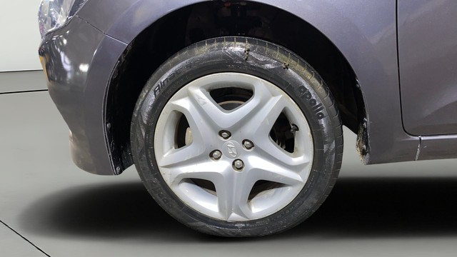 Second-hand 2017 Hyundai i20 Asta 1.2 for sale in Kolkata-25