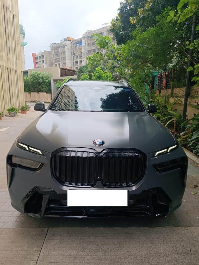 BMW X7 xDrive40i M Sport Second-hand 2024 BMW X7 xDrive40i M Sport for sale in Mumbai-3