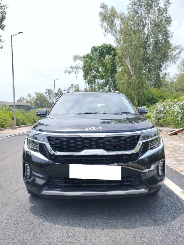 Second-hand 2023 Kia Seltos HTX IVT for sale in New Delhi-21