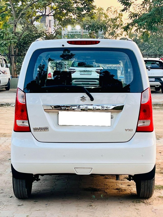 Second-hand 2017 Maruti Wagon R VXI BS IV for sale in Ahmedabad-2