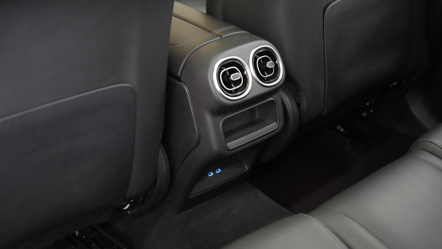 Second-hand 2024 Mercedes-Benz GLC 300 for sale in Gurgaon-14