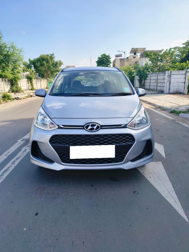 Second-hand 2018 Hyundai Grand i10 1.2 Kappa Magna BSIV for sale in Ahmedabad-0