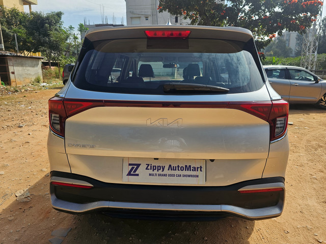 Second-hand 2022 Kia Carens Prestige BSVI for sale in Bangalore-1
