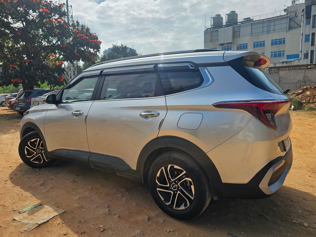 Second-hand 2022 Kia Carens Prestige BSVI for sale in Bangalore-6