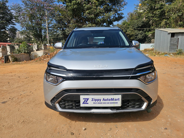 Second-hand 2022 Kia Carens Prestige BSVI for sale in Bangalore-3