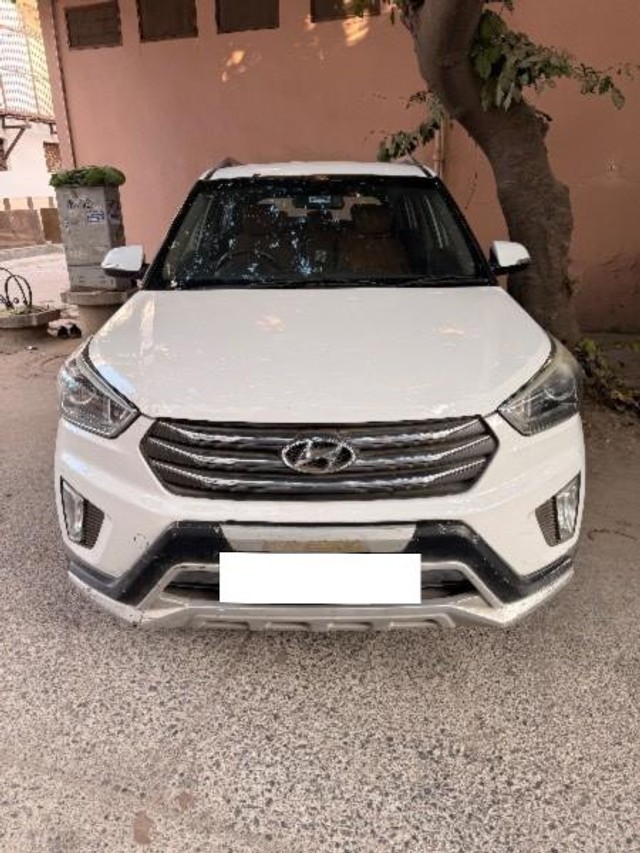 Second-hand 2017 Hyundai Creta 1.6 CRDi AT SX Plus for sale in New Delhi-5