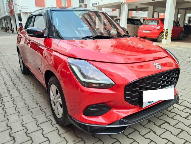 Second-hand 2024 Maruti Swift ZXi for sale in Chennai-7