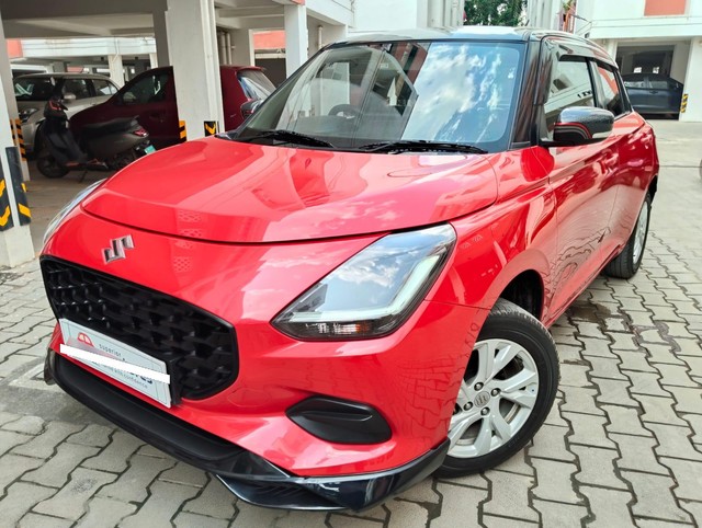 Second-hand 2024 Maruti Swift ZXi for sale in Chennai-3