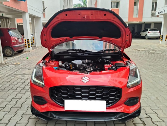 Second-hand 2024 Maruti Swift ZXi for sale in Chennai-10