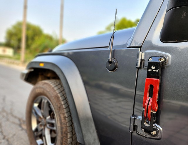 Second-hand 2024 Mahindra Thar LX Hard Top Diesel RWD for sale in New Delhi-17