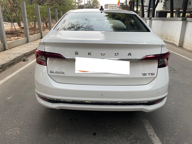 Second-hand 2024 Skoda Slavia 1.5 TSI Style DSG for sale in Bangalore-3
