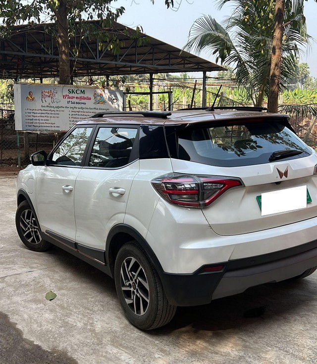 Second-hand 2024 Mahindra XUV400 EV EL Pro 394 kWh for sale in Visakhapatnam-1