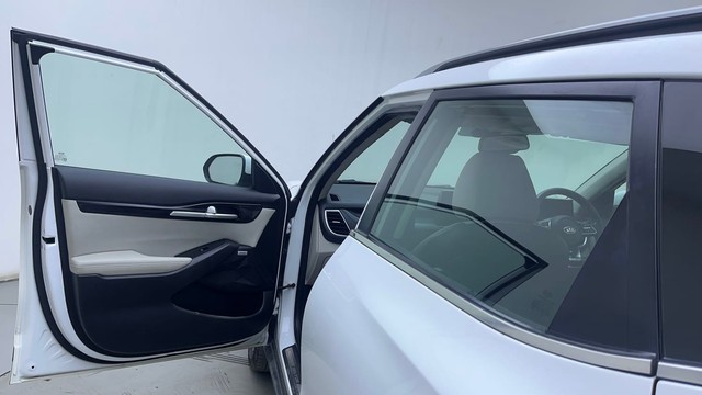 Second-hand 2019 Kia Seltos GTX Plus S Turbo DCT for sale in Hyderabad-33