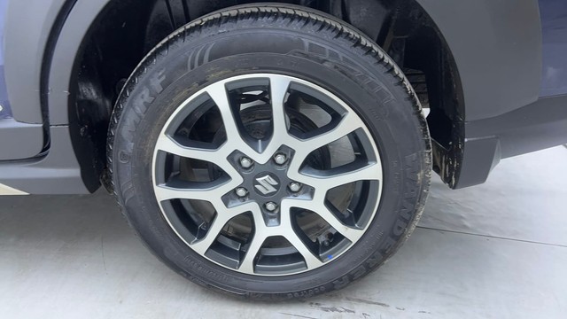 Second-hand 2022 Maruti XL6 Alpha for sale in Hyderabad-19