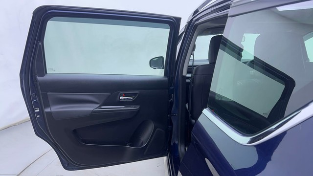 Second-hand 2022 Maruti XL6 Alpha for sale in Hyderabad-33