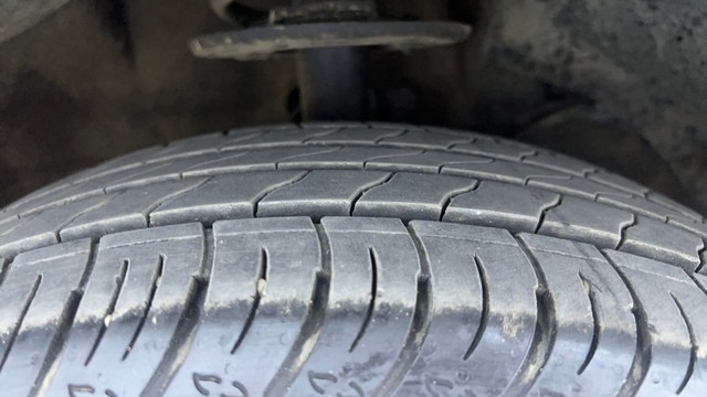 Second-hand 2022 Maruti XL6 Alpha for sale in Hyderabad-32