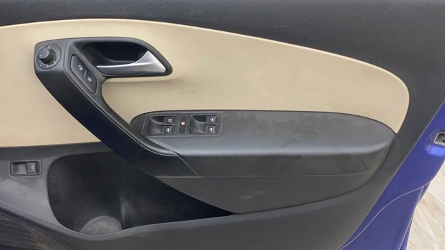 Second-hand 2020 Volkswagen Vento 1.0 TSI Highline Plus for sale in Hyderabad-17