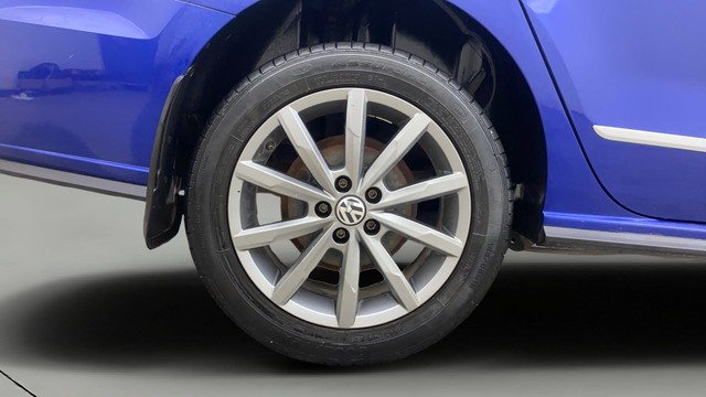 Second-hand 2020 Volkswagen Vento 1.0 TSI Highline Plus for sale in Hyderabad-24