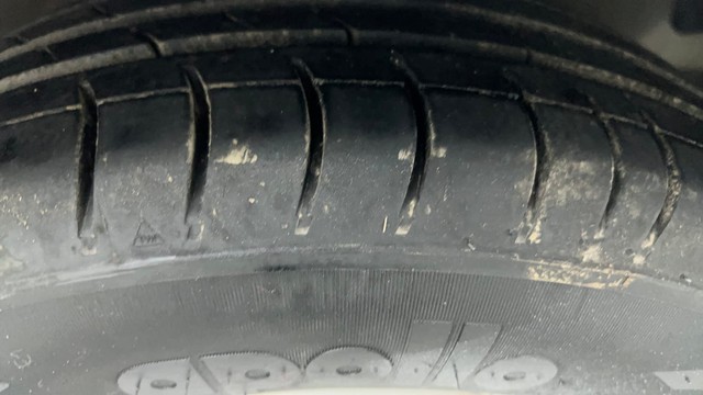 Second-hand 2014 Hyundai i10 Magna 1.1 for sale in Ahmedabad-23