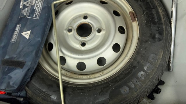 Second-hand 2014 Hyundai i10 Magna 1.1 for sale in Ahmedabad-21