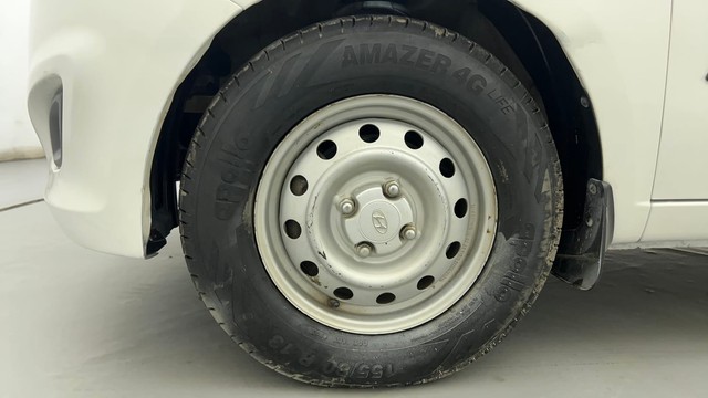 Second-hand 2014 Hyundai i10 Magna 1.1 for sale in Ahmedabad-20