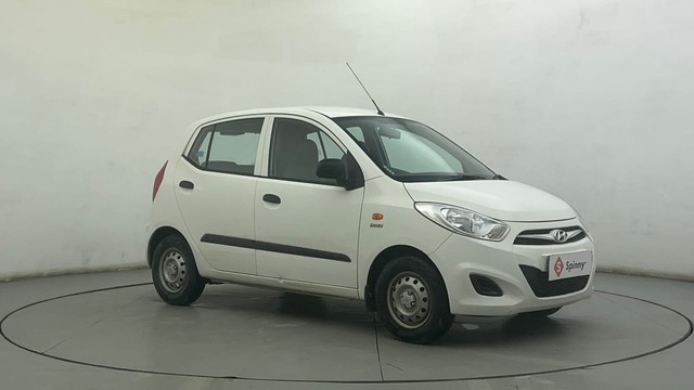 Second-hand 2014 Hyundai i10 Magna 1.1 for sale in Ahmedabad-1